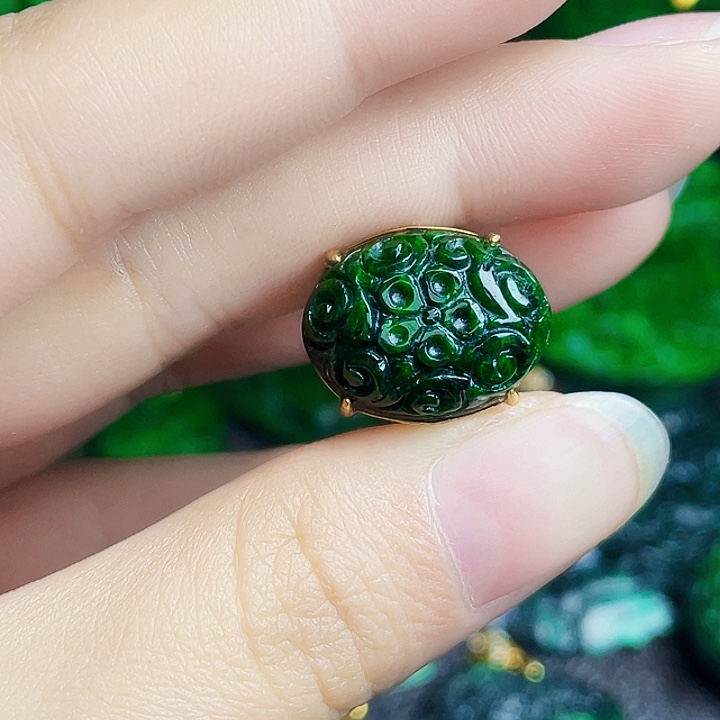 翡翠银S925镶嵌颈饰多样性