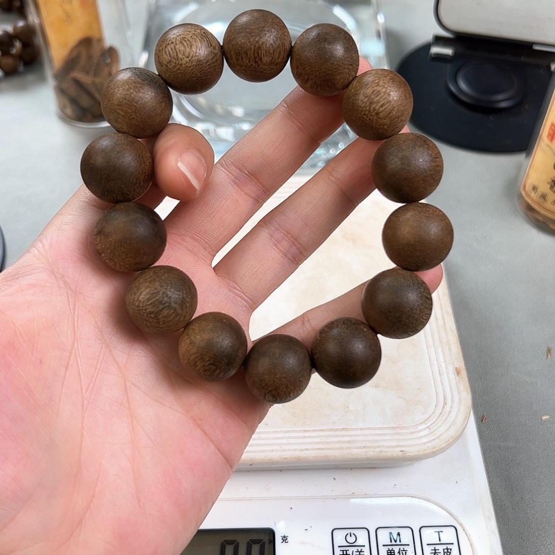 沉香沉香碎屑海南沉香1.8老白奇