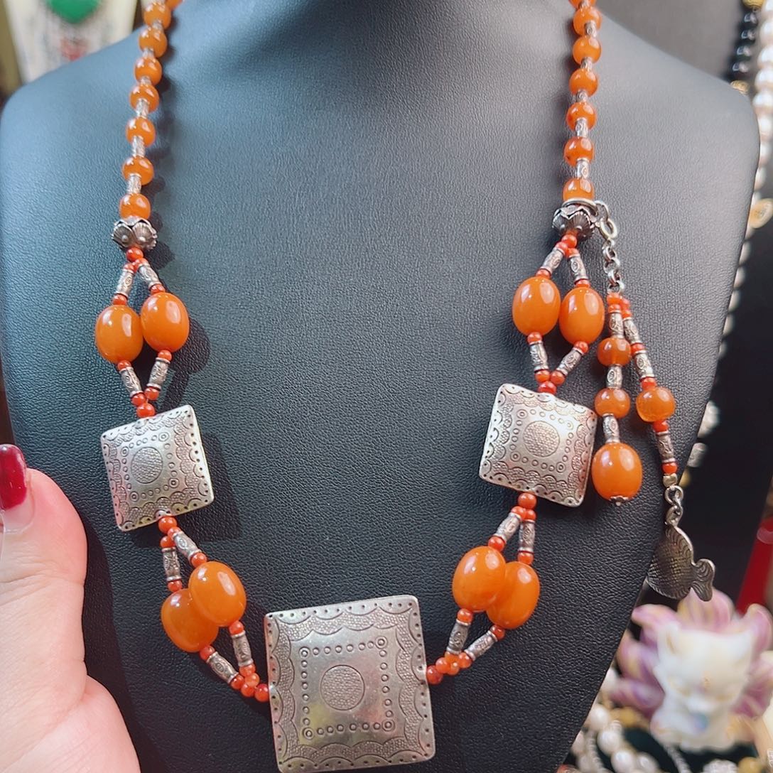 未镶嵌琥珀颈饰国风