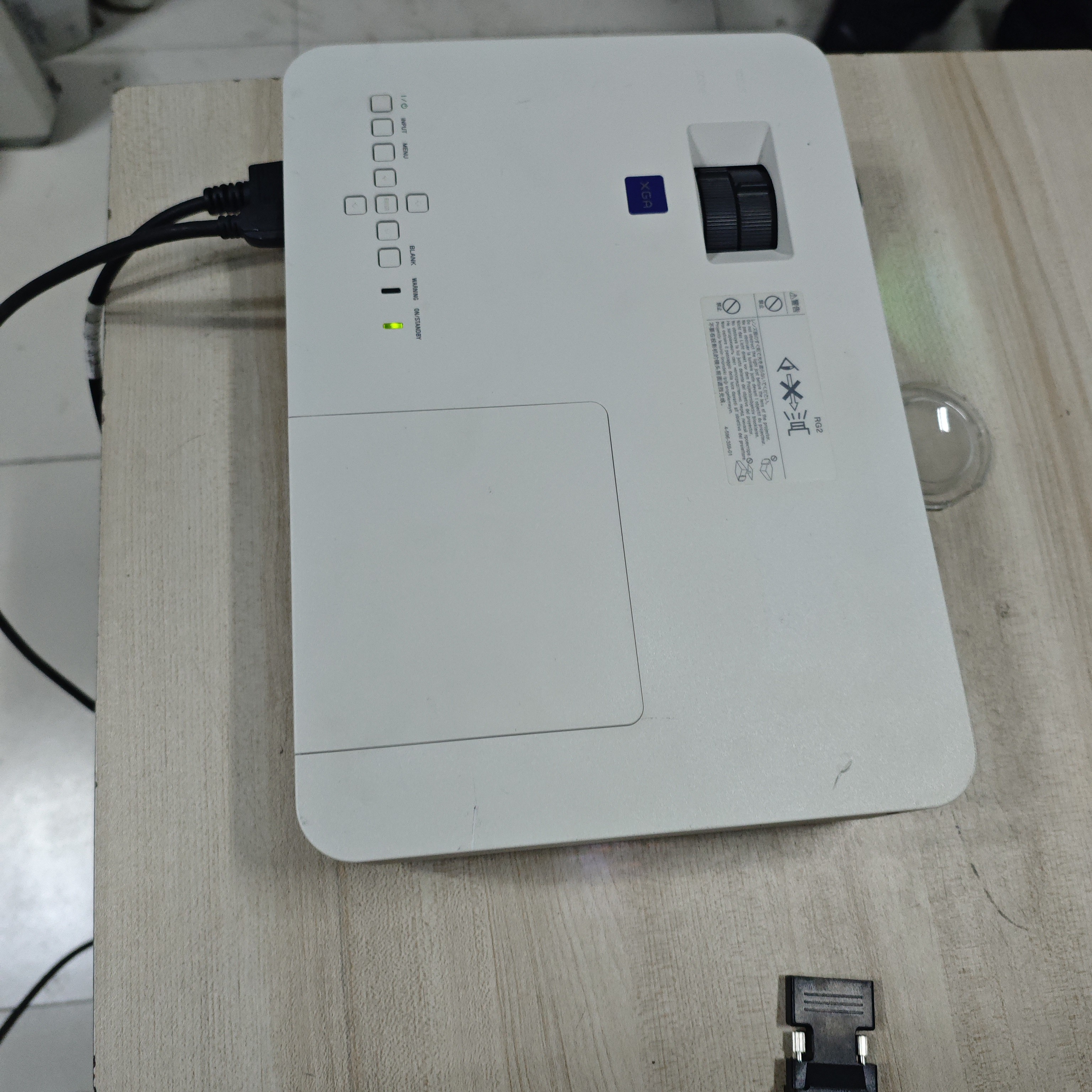 高清长焦投影仪运费到付