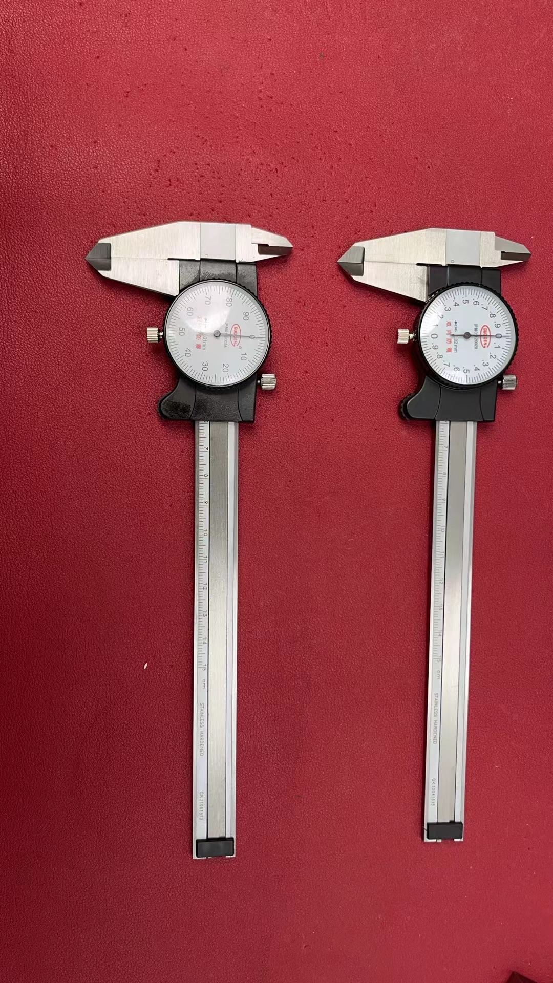 台海游标卡尺高精度工业级不锈钢双向防震表卡0-150-200带表卡尺