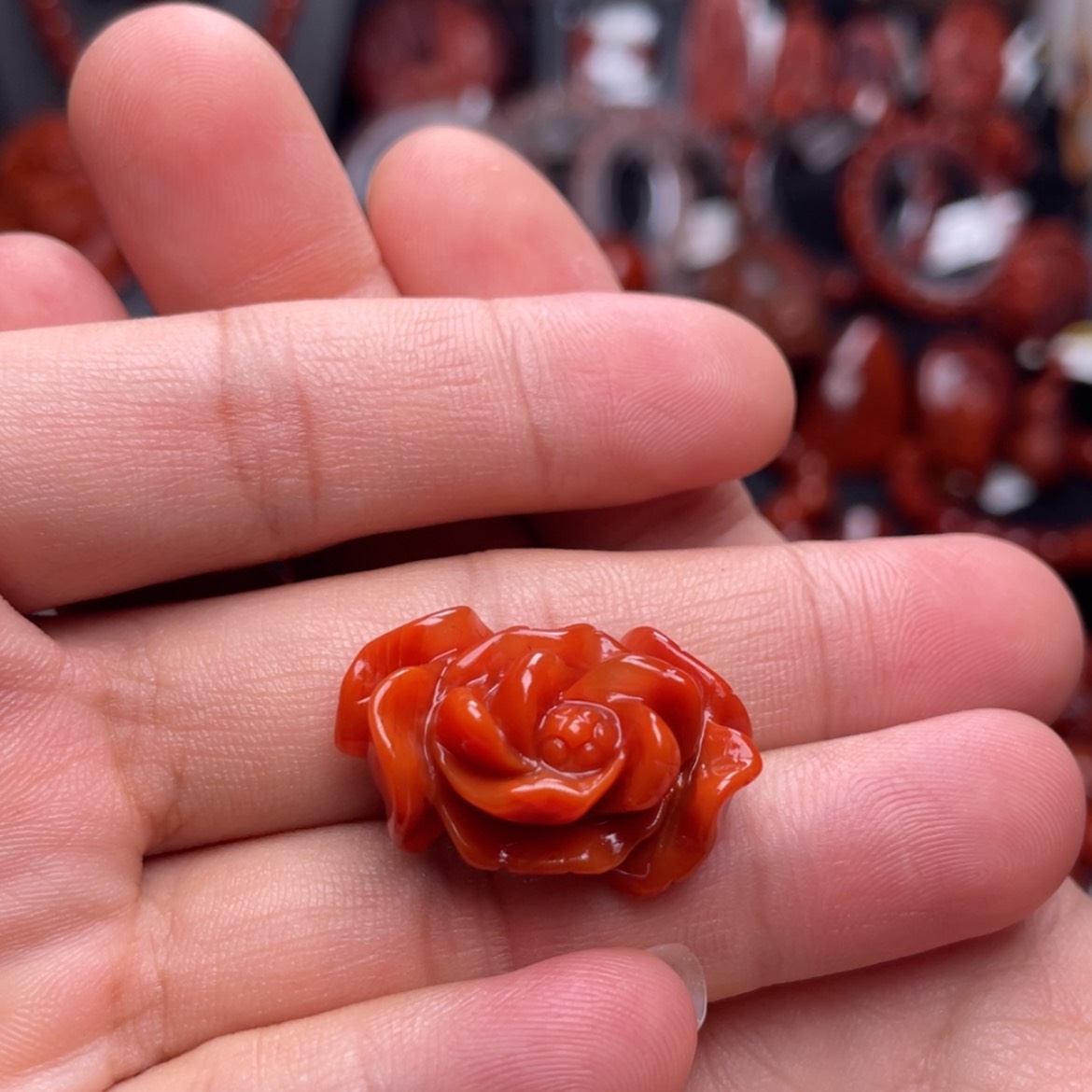 【闪购商品】未镶嵌牡丹花南红玛瑙