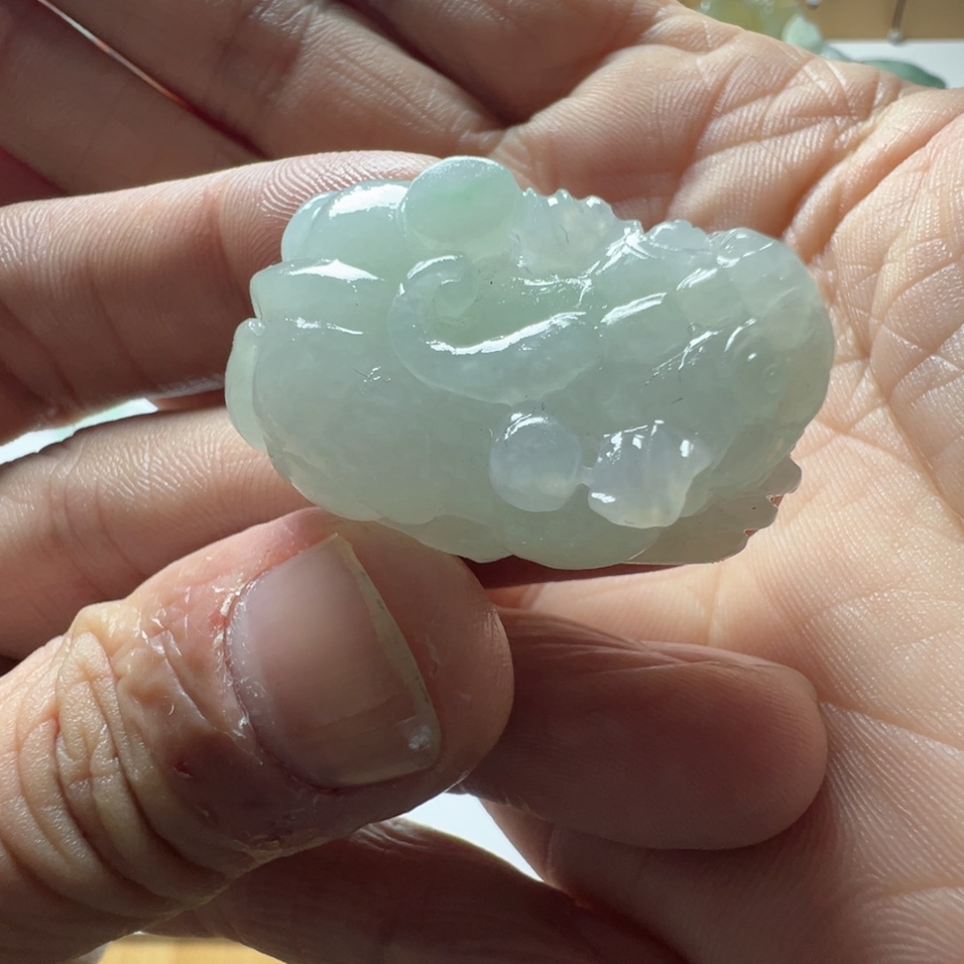 定制翡翠未镶嵌有求必应貔貅