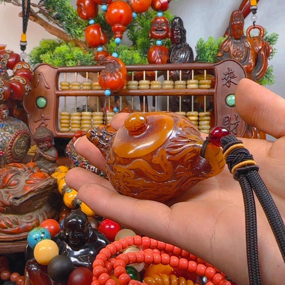 琥珀裸石未镶嵌手把