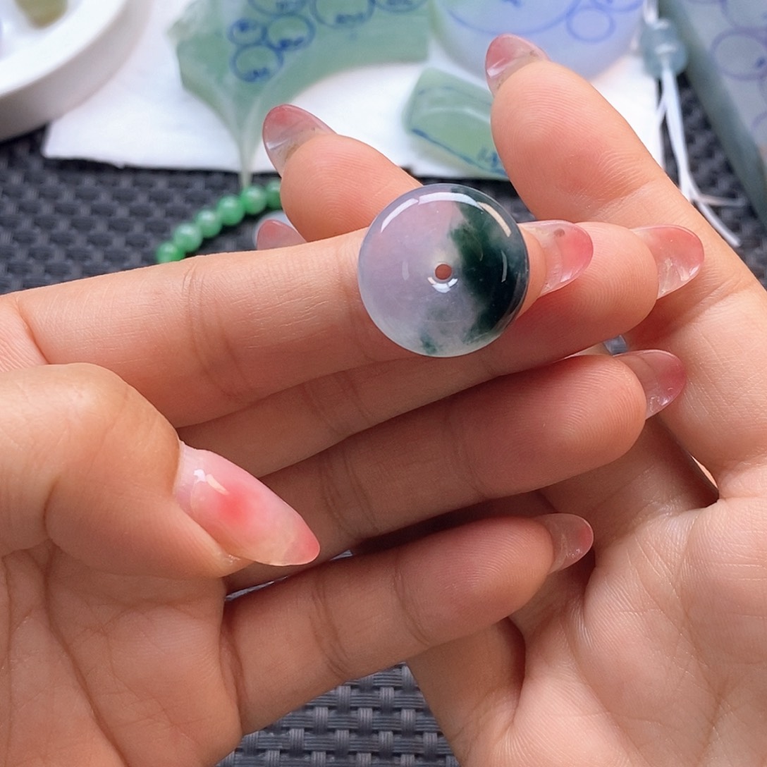 定制翡翠未镶嵌扣子