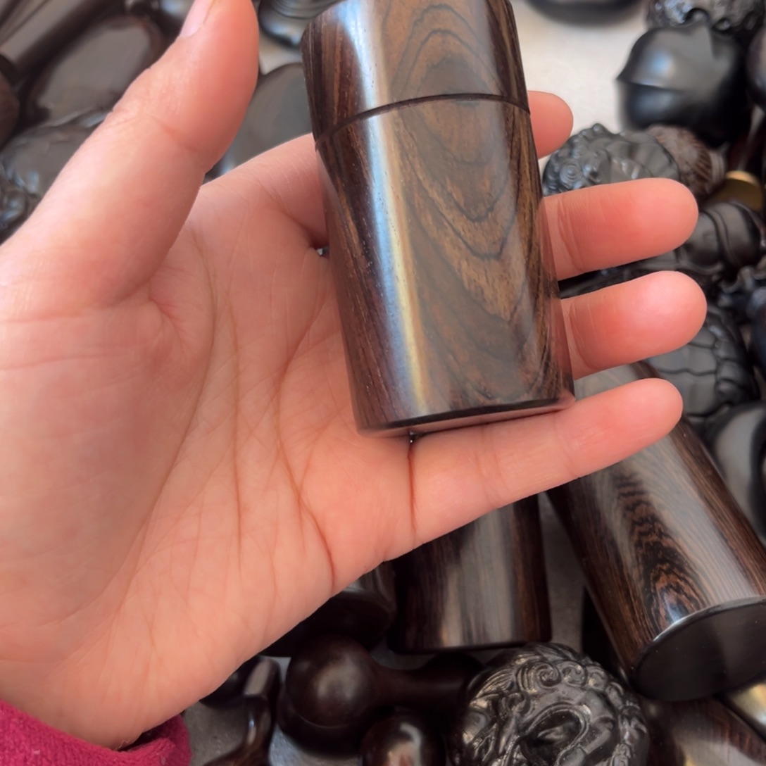 染***鲪黑酸枝木类紫光檀牙签盒大号1个