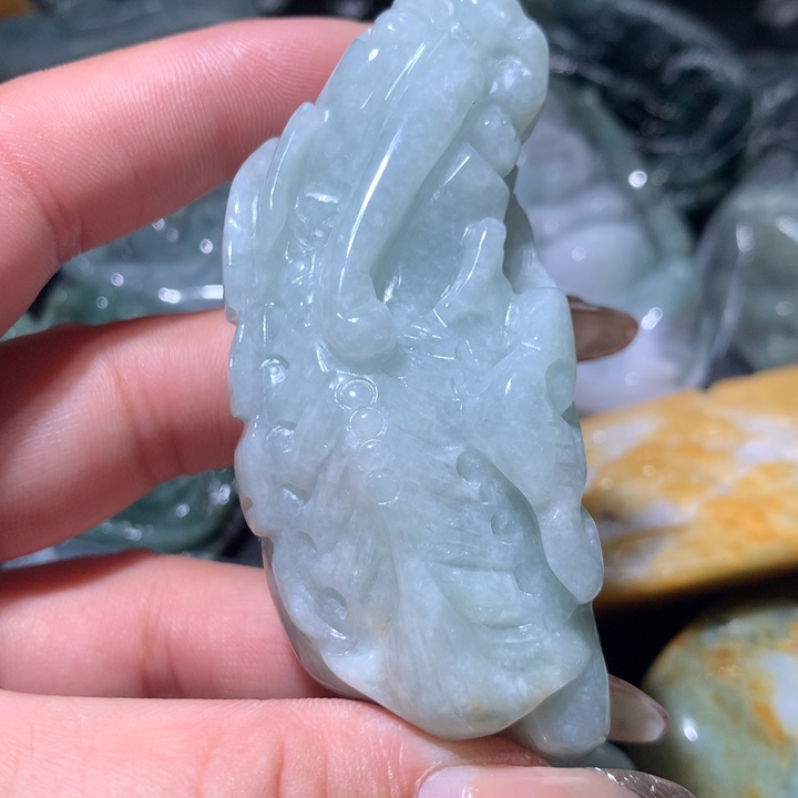 翡翠未镶嵌颈饰保真天然A货翡翠
