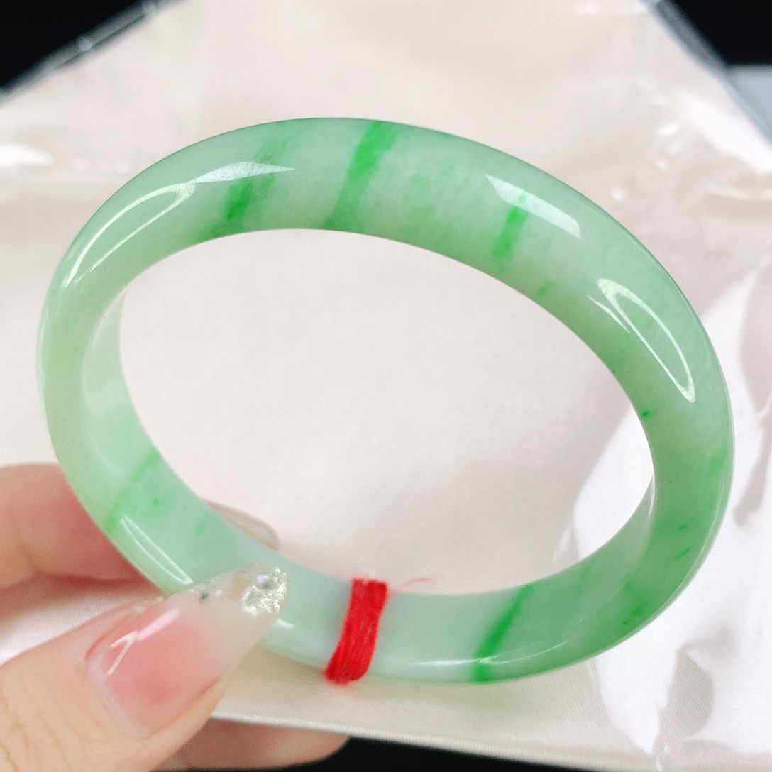 翡翠手镯未镶嵌303翡翠