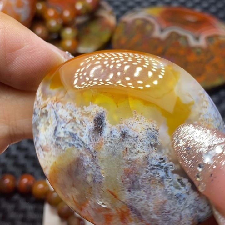 玛瑙/玉髓颈饰未镶嵌