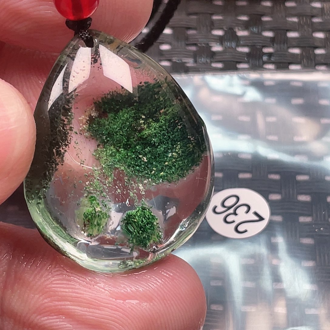 【闪购商品】颈饰未镶嵌水晶北****砖