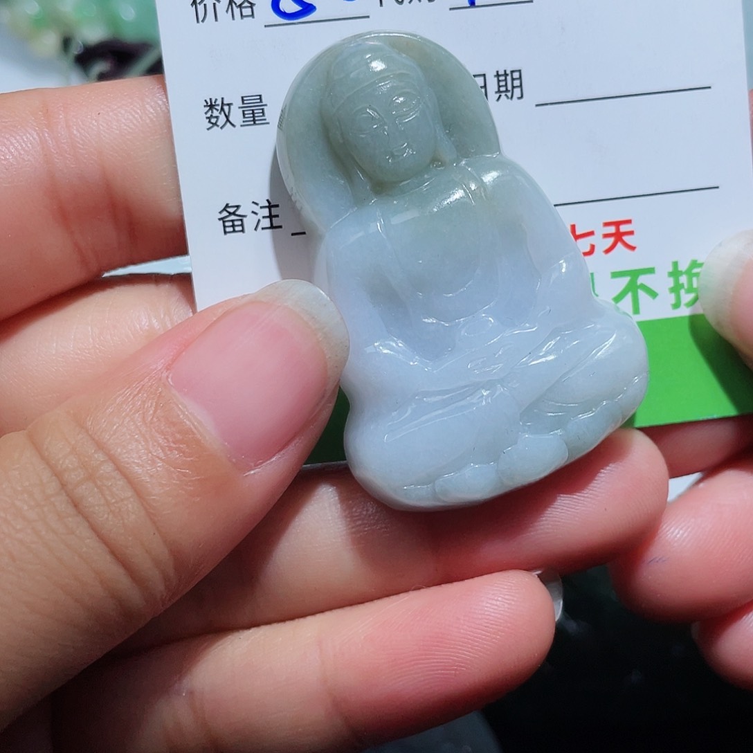 翡翠颈饰未镶嵌昭**愿
