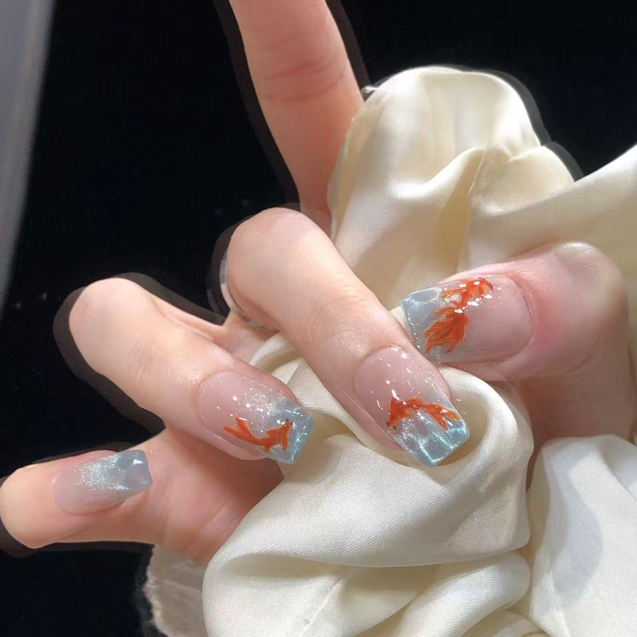 喵公子【锦鲤戏水】纯手工穿戴甲可拆卸美甲光疗甲 