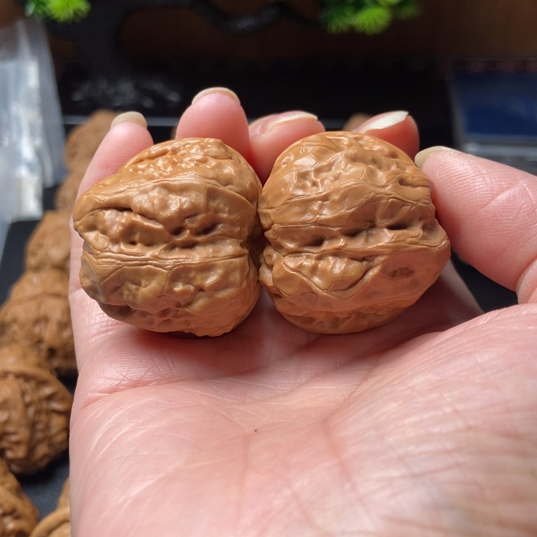 文玩核桃把件蛤蟆头36