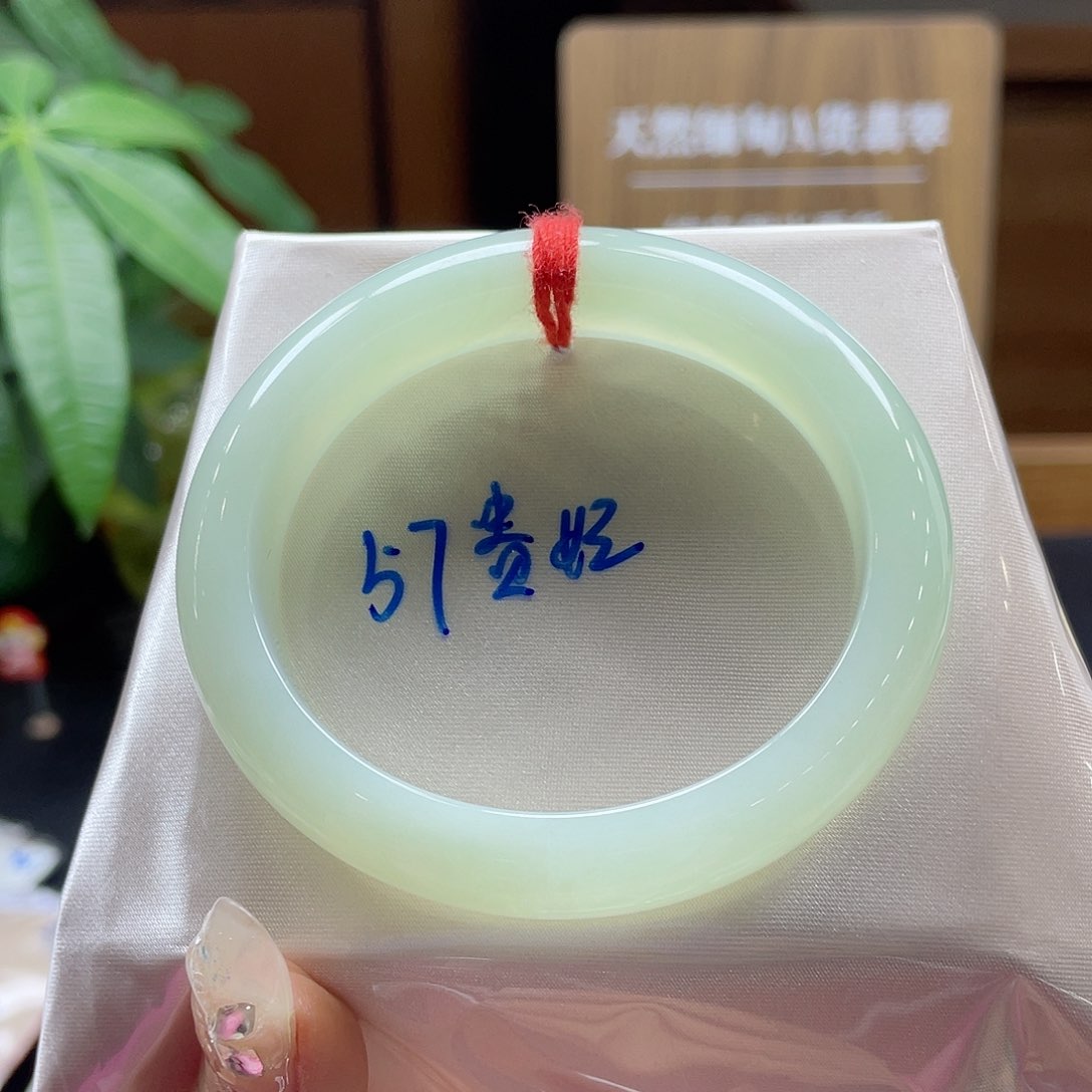 翡翠手镯未镶嵌195号链接