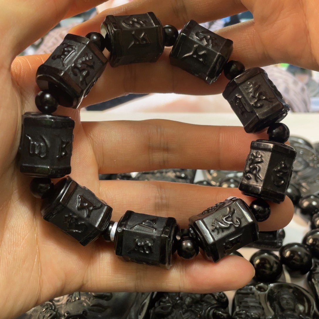 翡翠吊坠(不含链)未镶嵌10