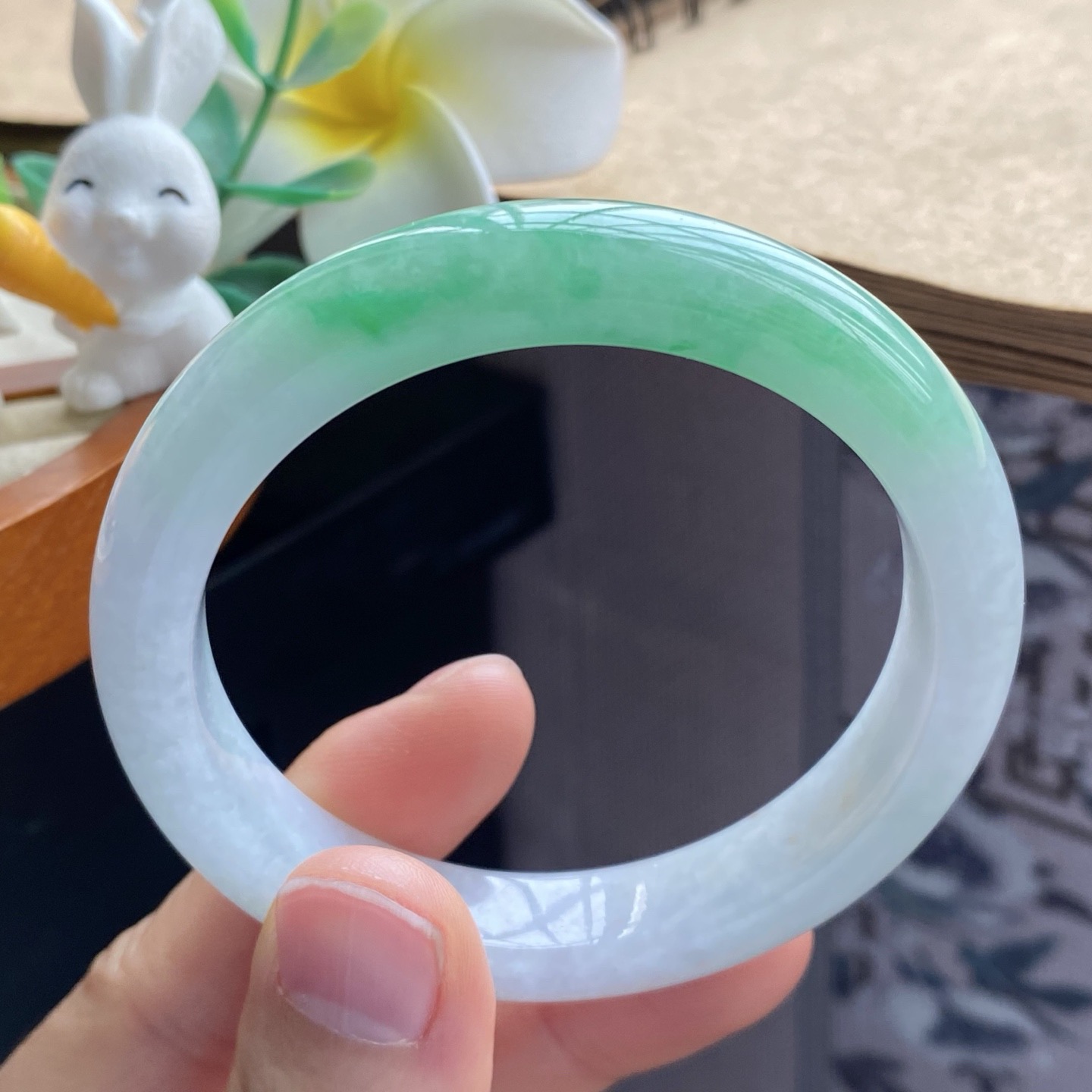 03.04批1455号54.1-11.5-8.2！青翠阳绿色！碧绿的青翠色天然翡翠