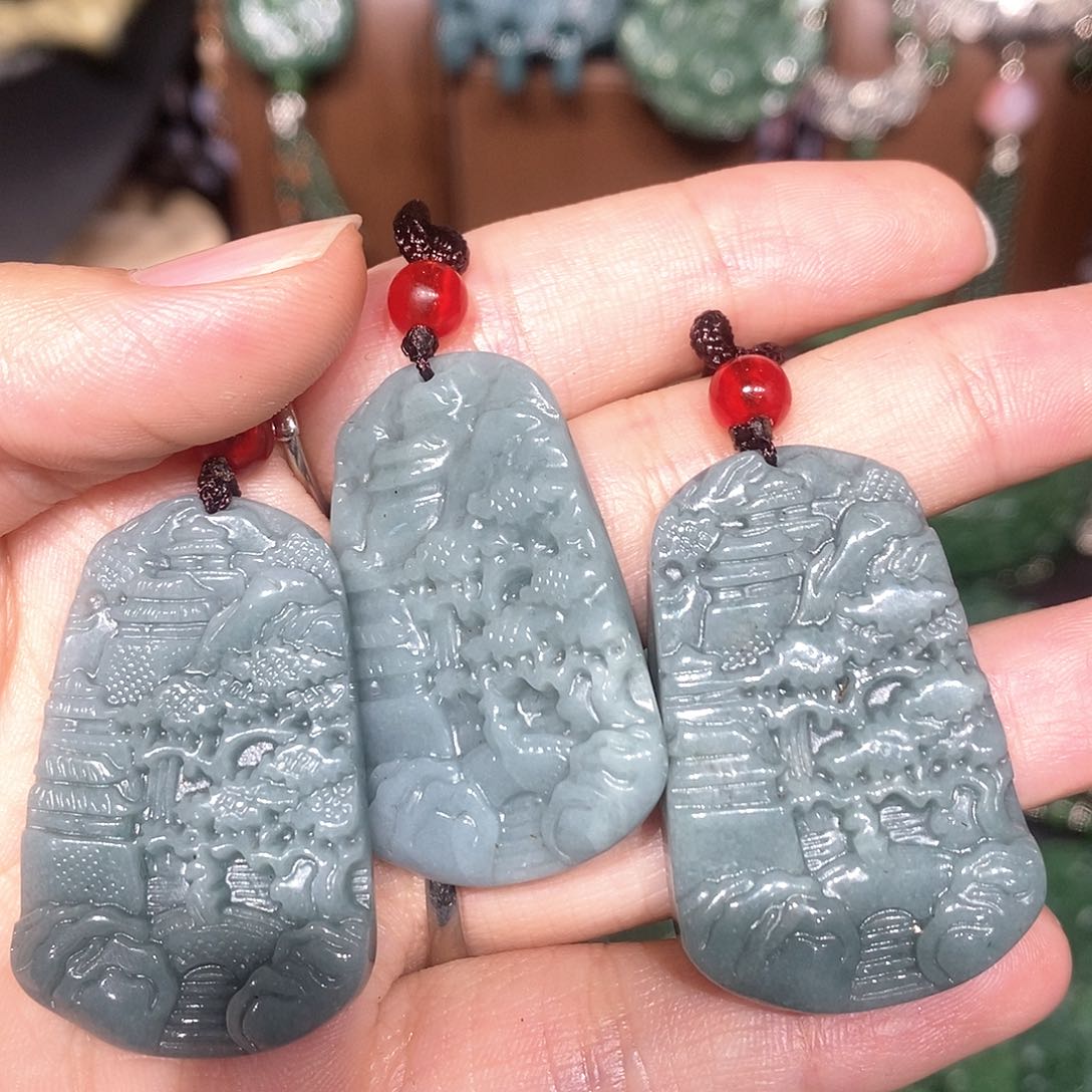颈饰未镶嵌和田玉（糖玉）