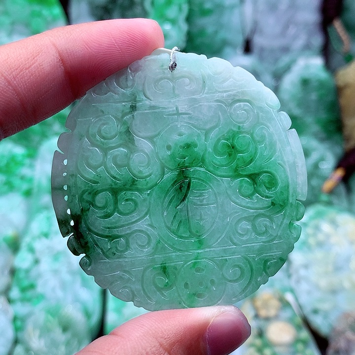 翡翠吊坠(不含链)未镶嵌
