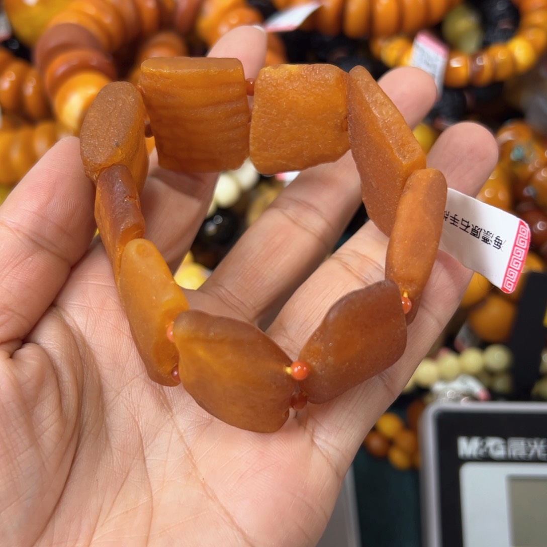 琥珀珠宝奇石未镶嵌301