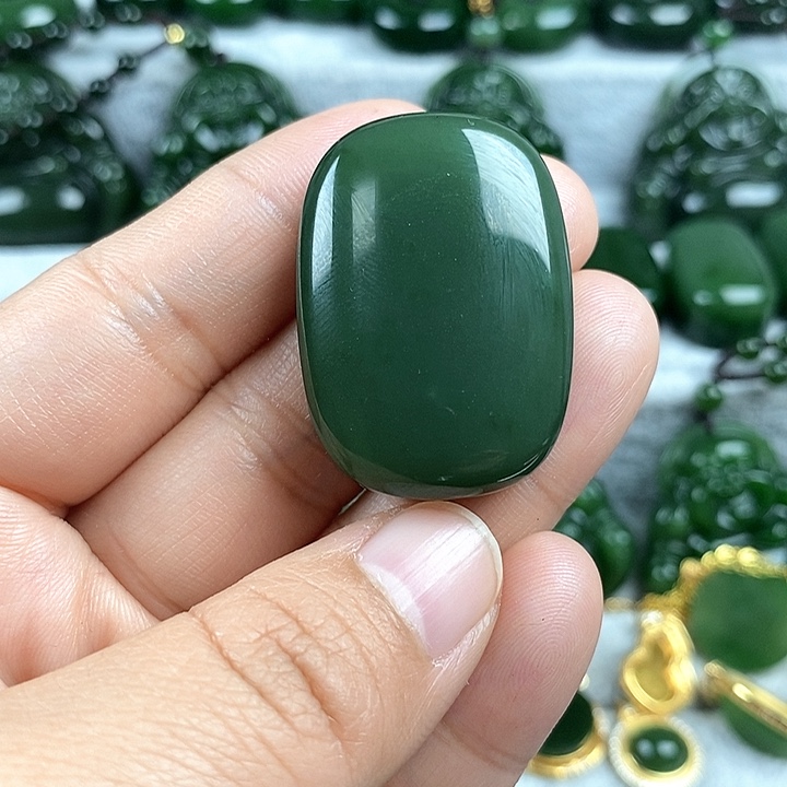 和田玉（碧玉）未镶嵌颈饰35