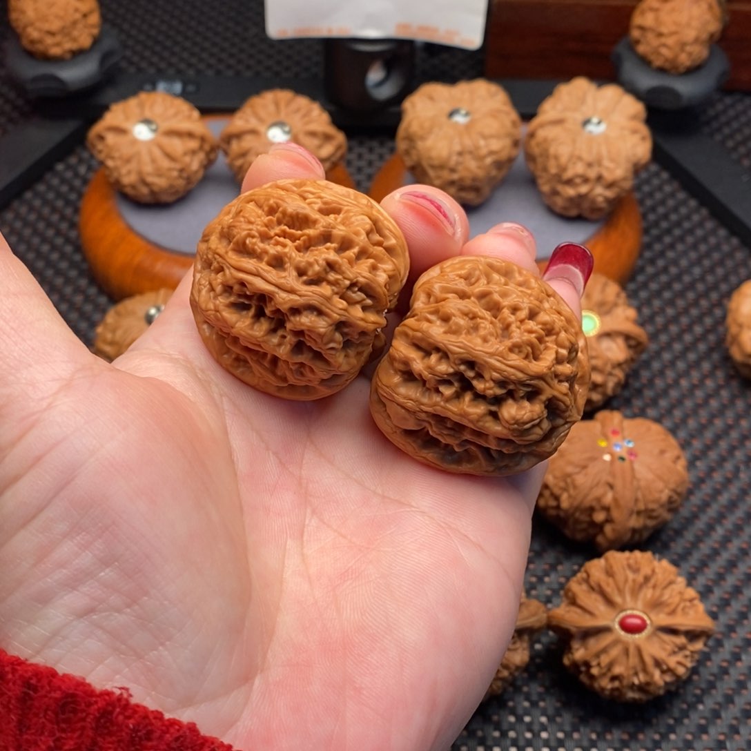 文玩核桃把件全品大粗筋41边43肚