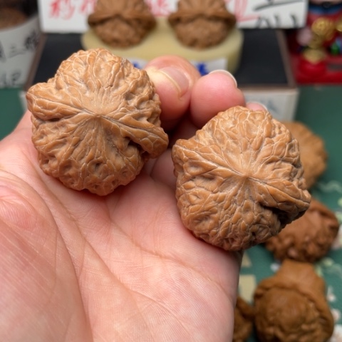 【闪购商品】文玩核桃吊坠39全品铁锤