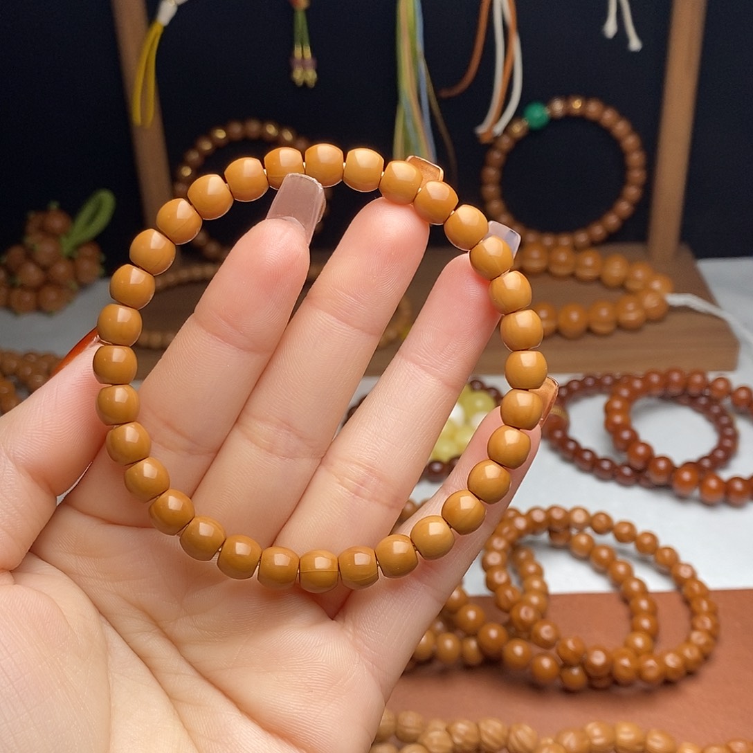 吊坠猴头核桃直切