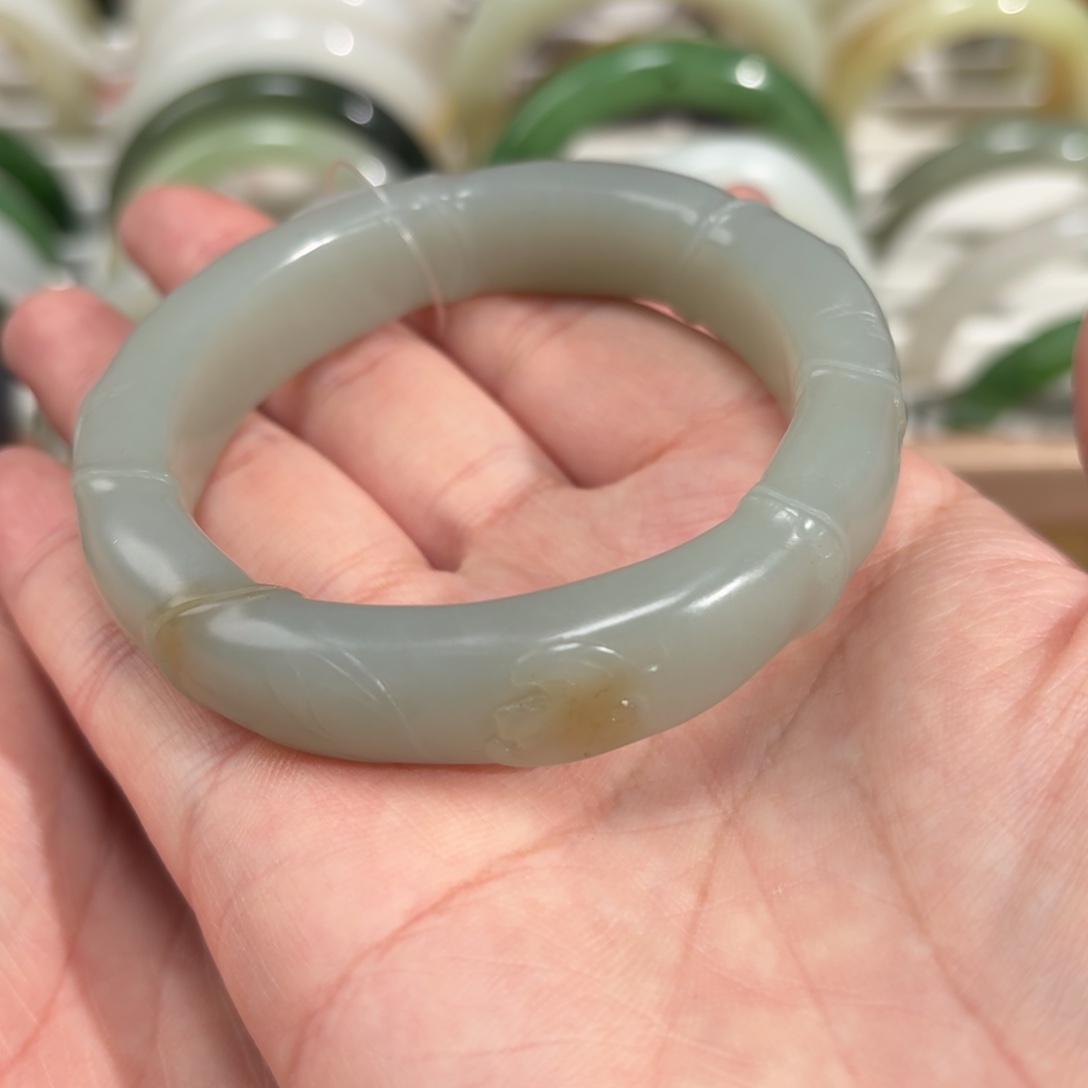 和田玉手镯5556未镶嵌