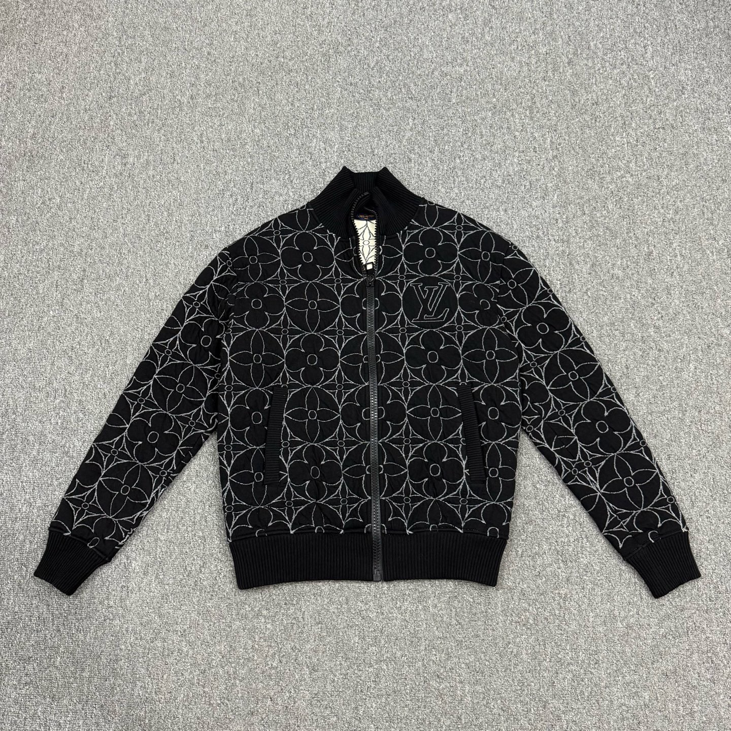 99新 LouisVuitton/路易威登 16603066 黑色满印三花外套XS码99新