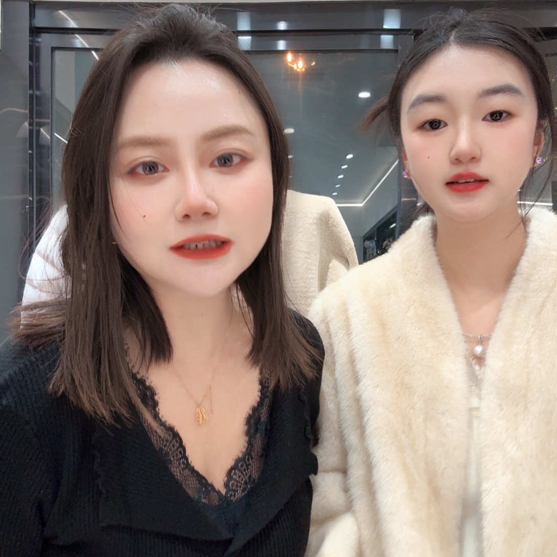 羊羔毛打底毛衣黑色白色