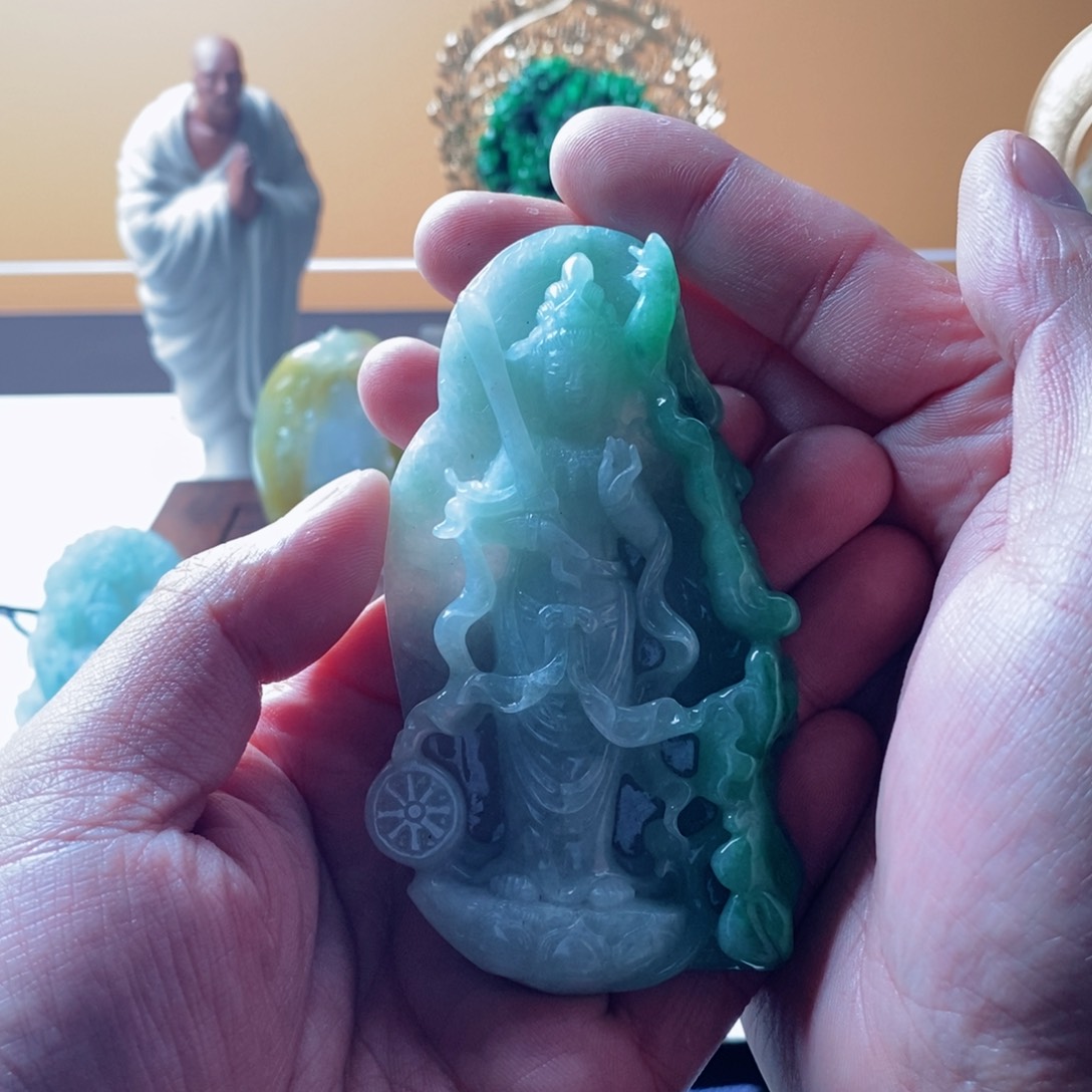 定制翡翠未镶嵌翡翠观音