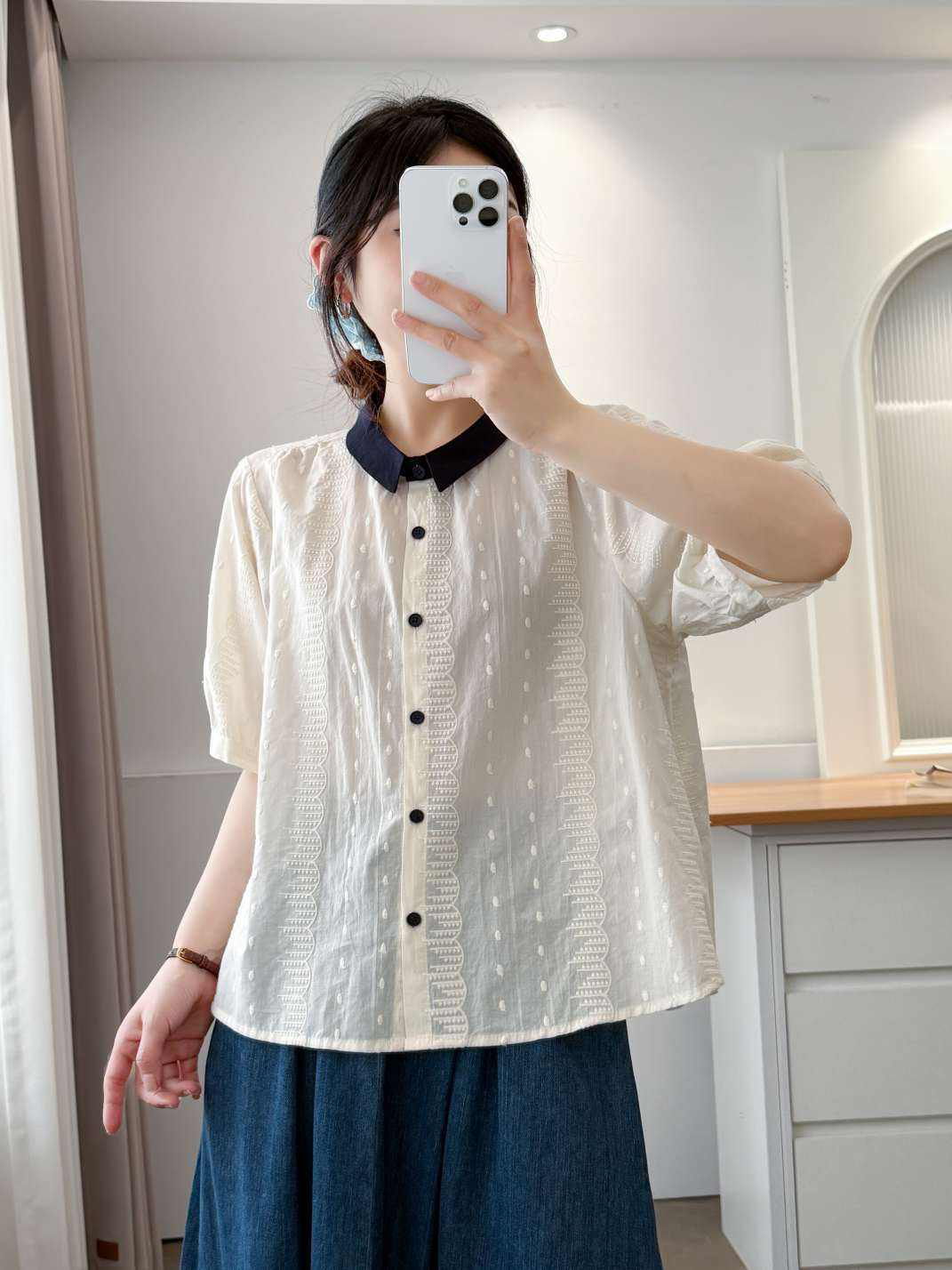 506 韩系减龄小翻领刺绣衬衫