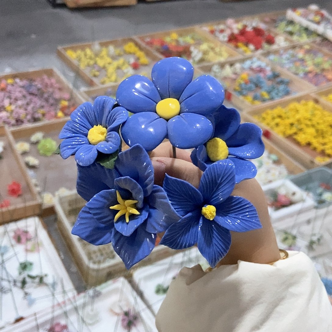 摆件陶瓷艺术家的