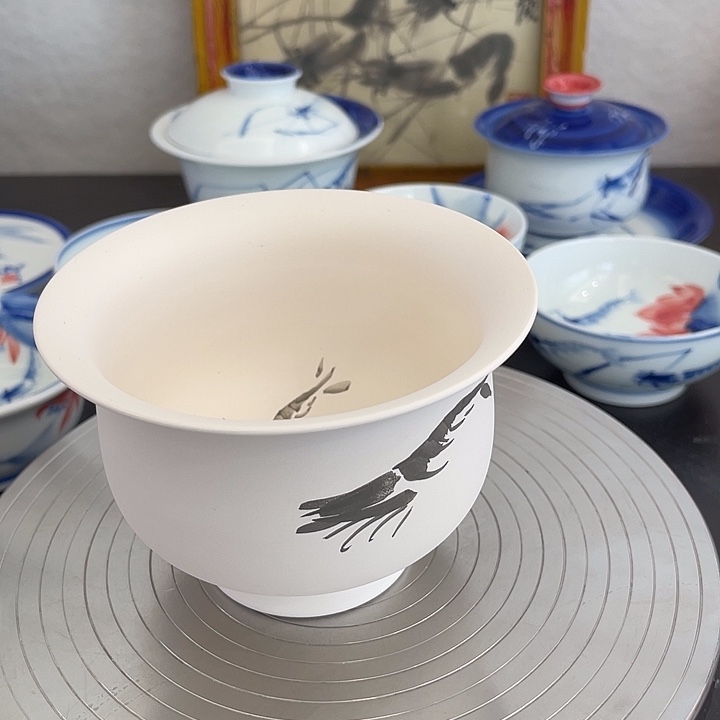 手工是画画陶瓷作品