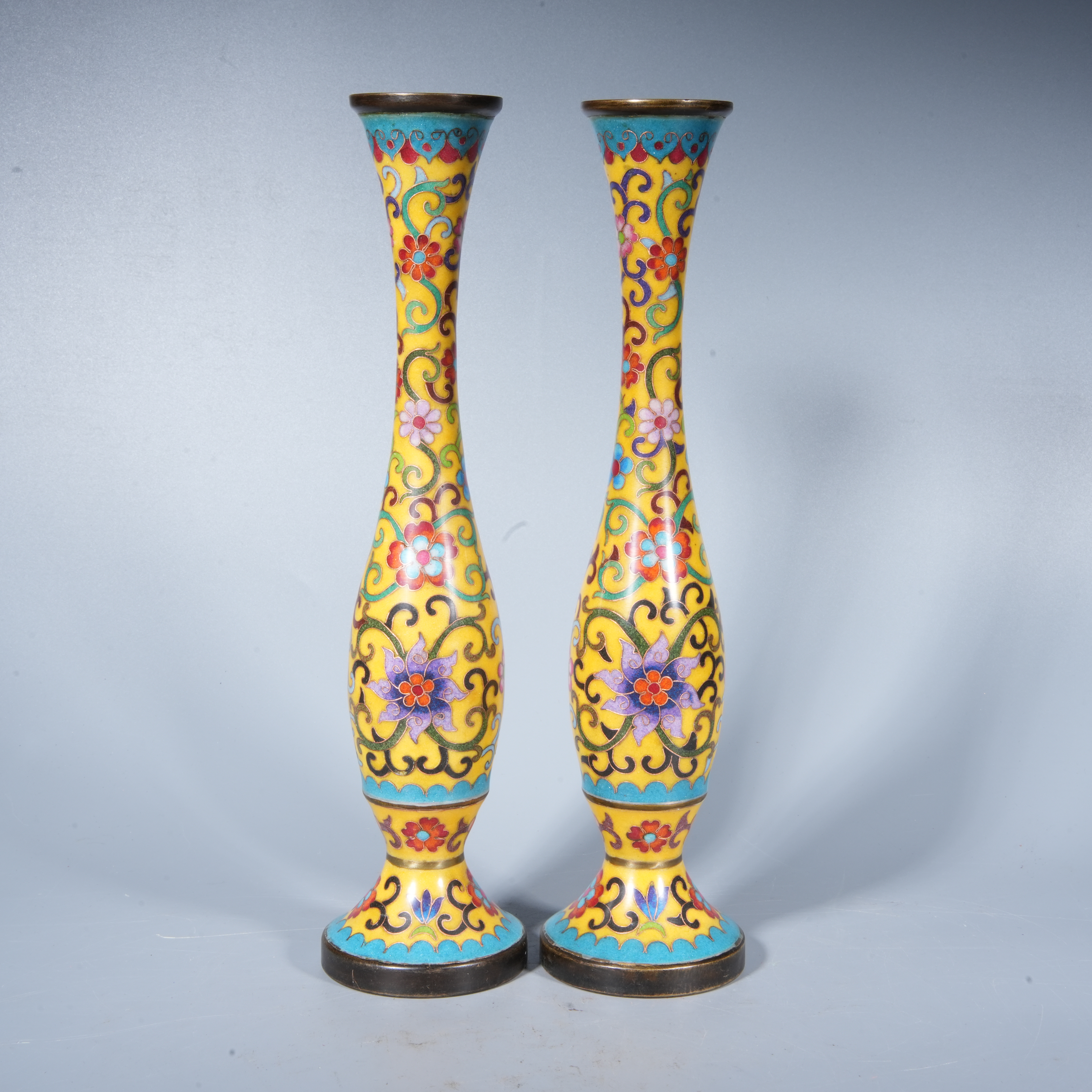 Tgz35 清代 景泰蓝花卉纹花瓶一对