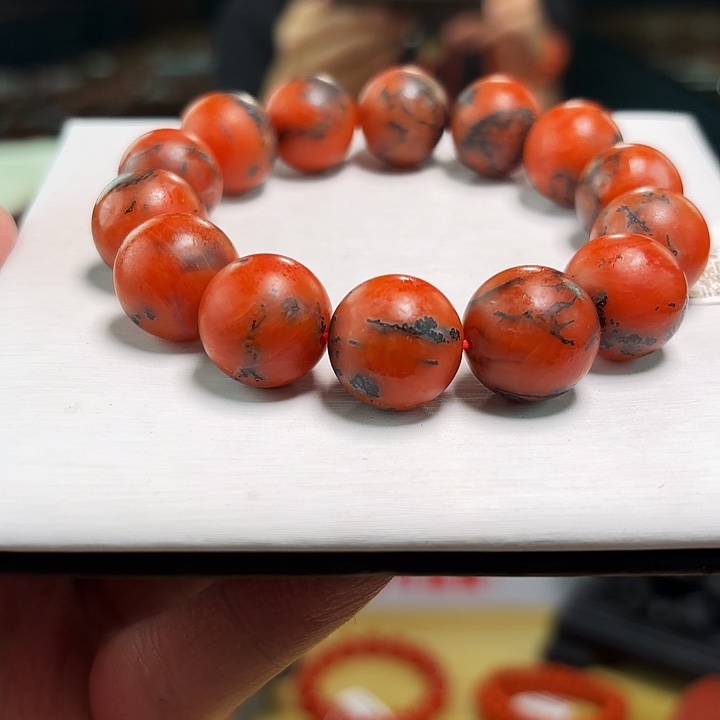 南红玛瑙未镶嵌买保山南红阿东塞毕业级16+