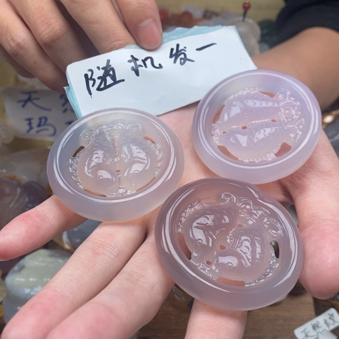 玛瑙/玉髓未镶嵌颈饰