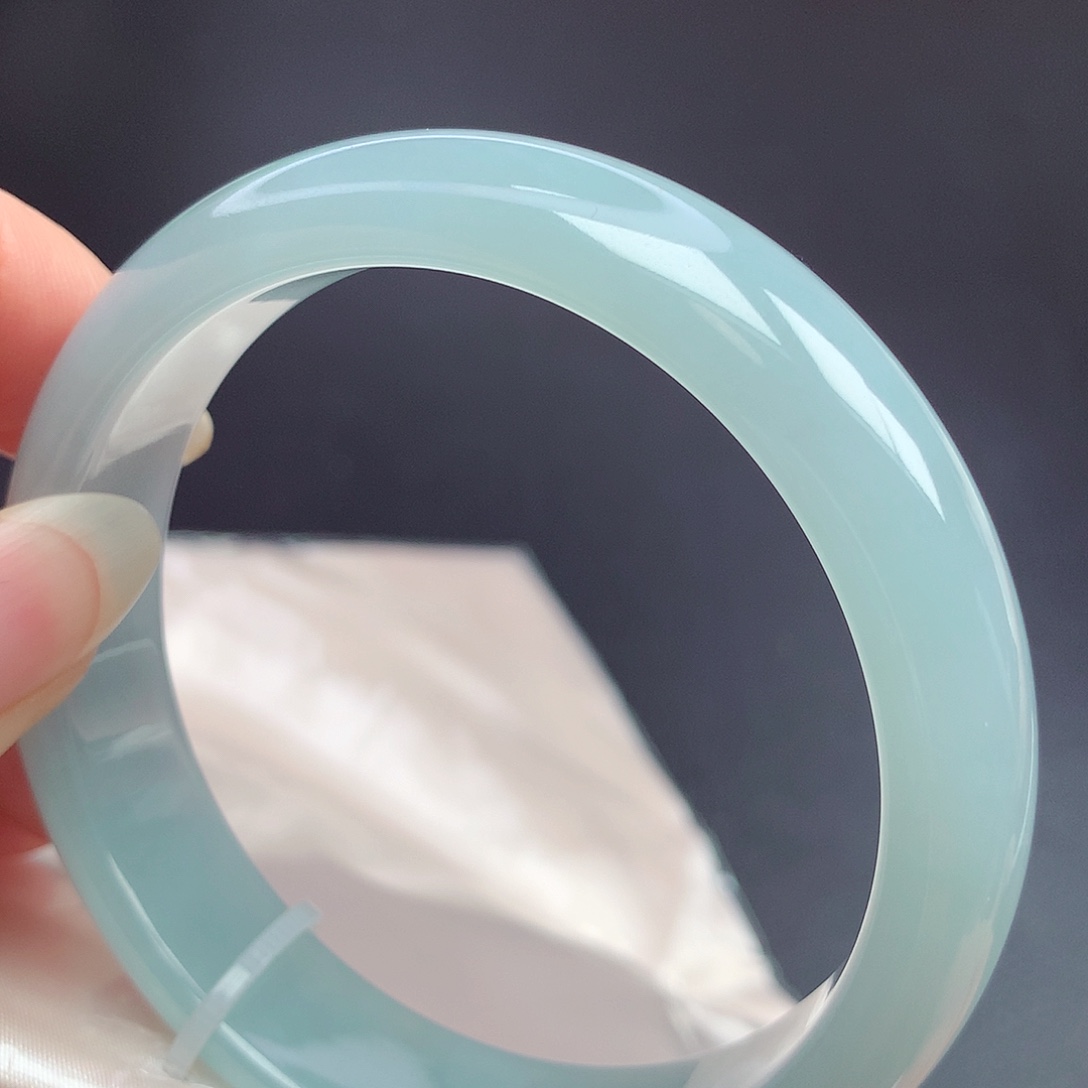 翡翠未镶嵌手镯56.5圈口