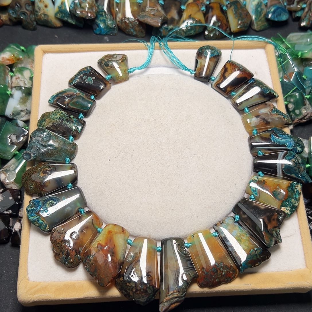 玛瑙/玉髓足银镶嵌珠宝半成品X433。天然油画玛瑙塔链拍二发一