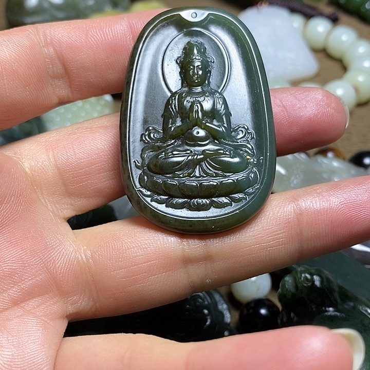 和田玉未镶嵌颈饰