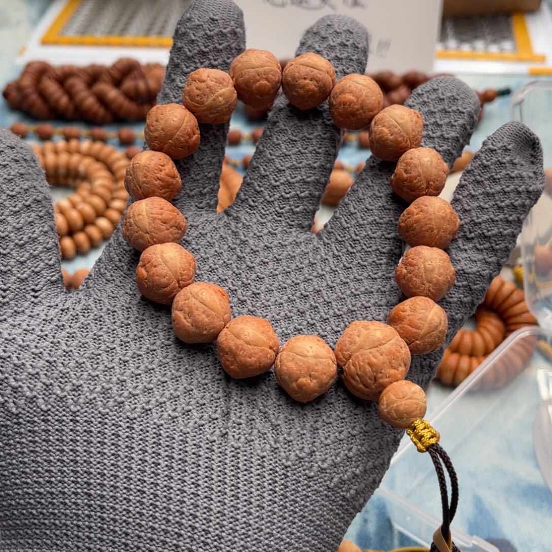 逍***遥凤眼菩提手串中产区·元宝013眼距15.5mm14+2