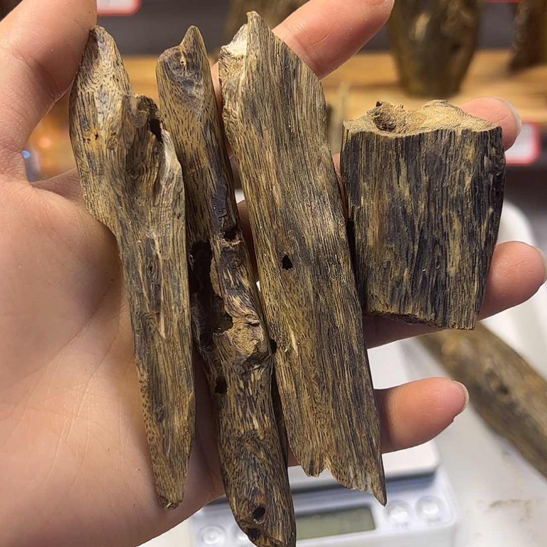 沉香碎屑沉香金丝油 37克 熏香 花果蜜香凉韵