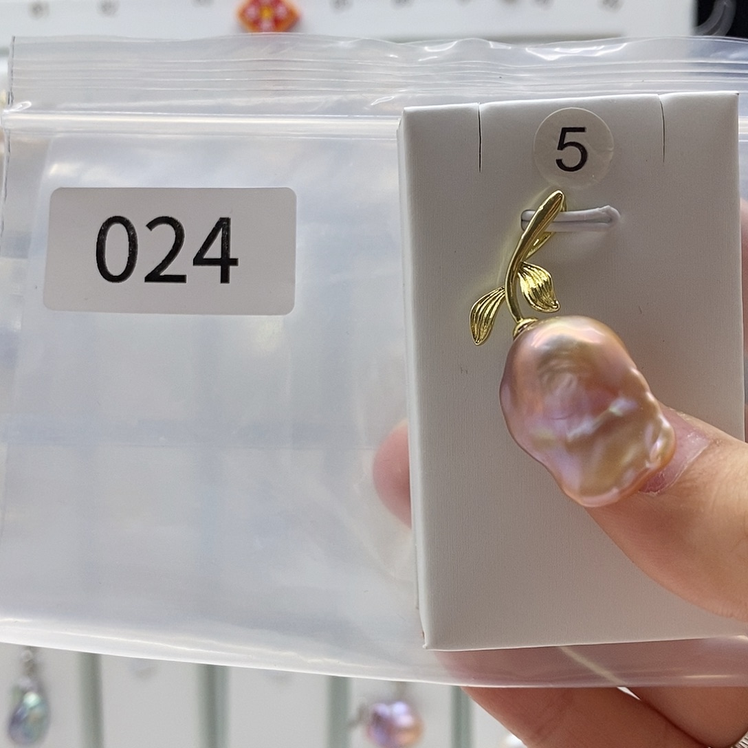 可***碧颈饰合金淡水珍珠