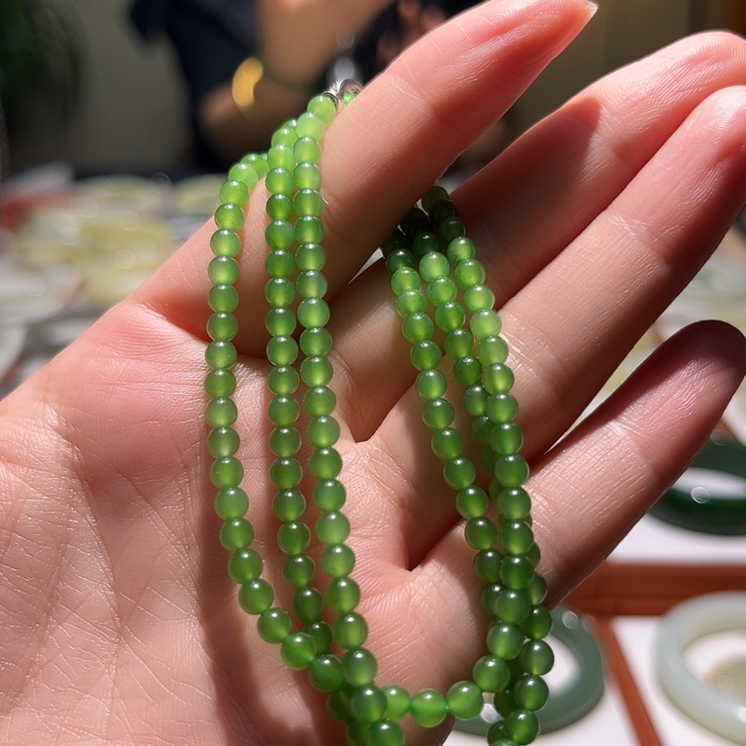 *****和田玉未镶嵌项链