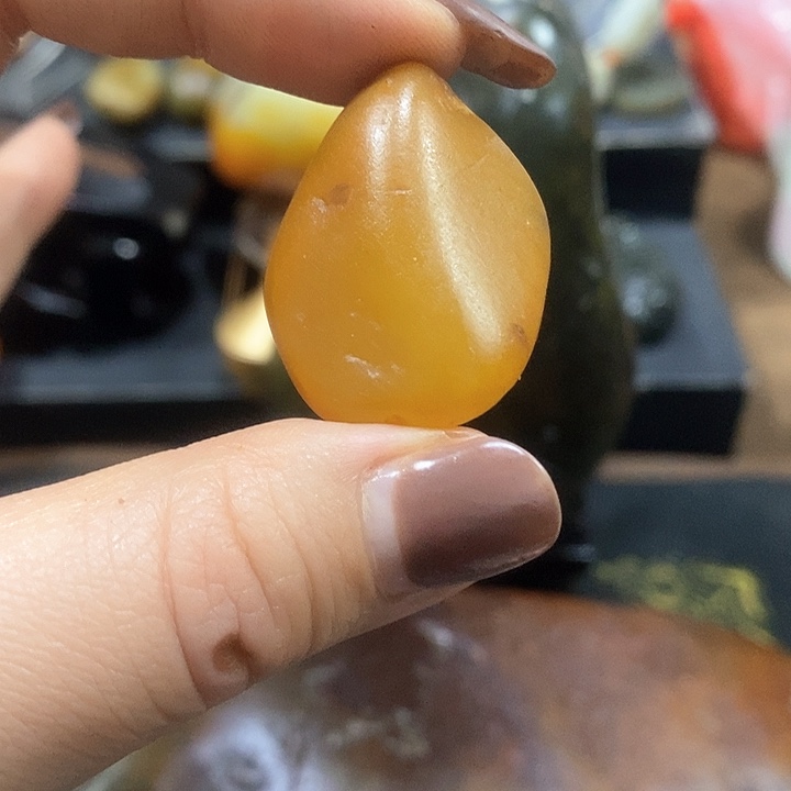 未镶嵌和田玉（糖玉）挂件旺