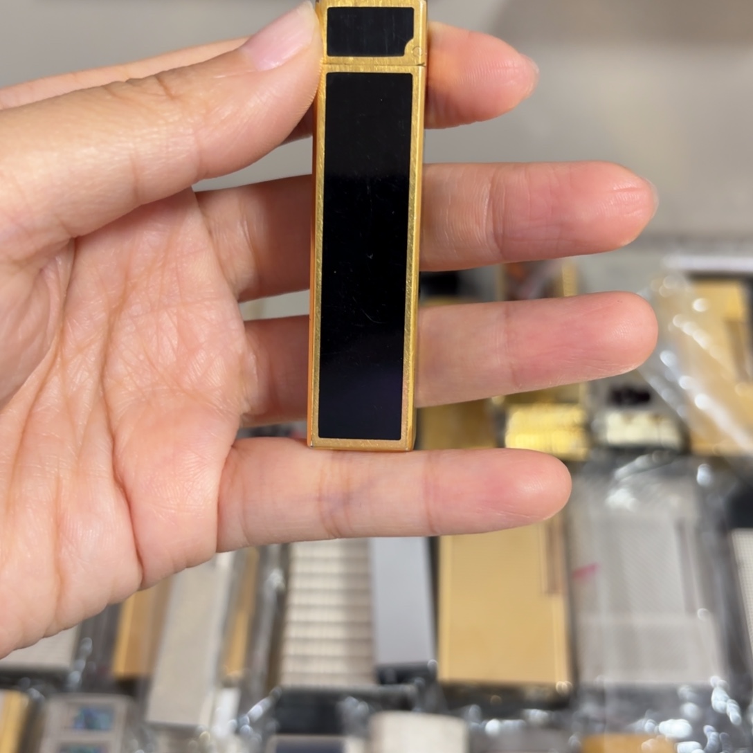 都登卡中古打火机