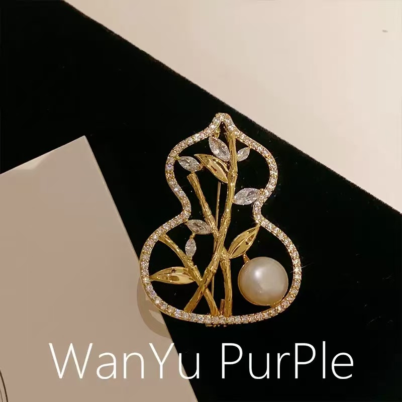 铜合金合成锆石胸针 【金吉祥葫芦】胸针超闪精致胸花轻奢复古国风