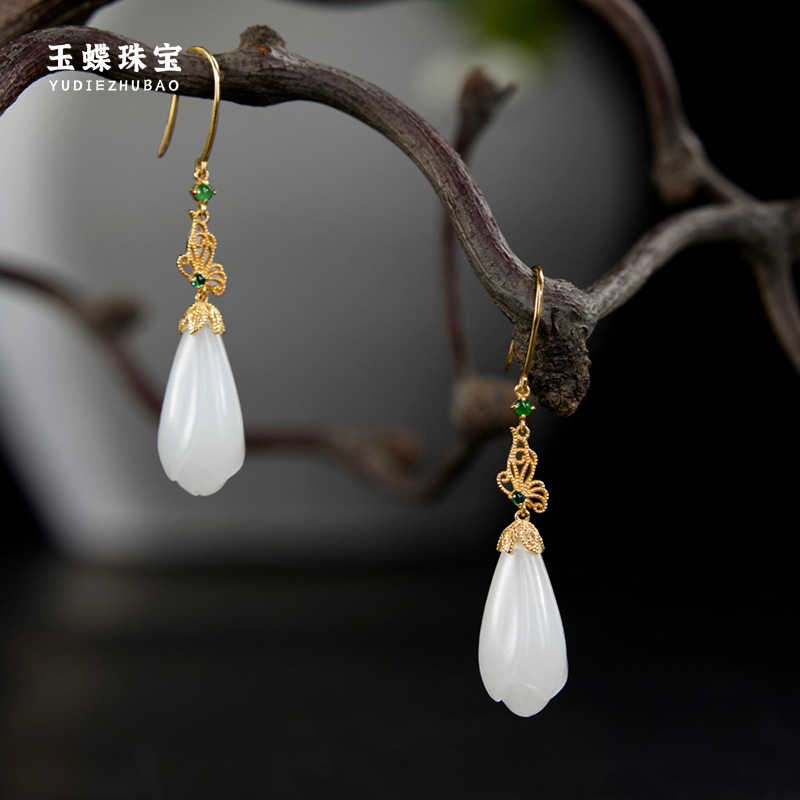 和田玉18k金镶嵌白玉耳坠时尚
