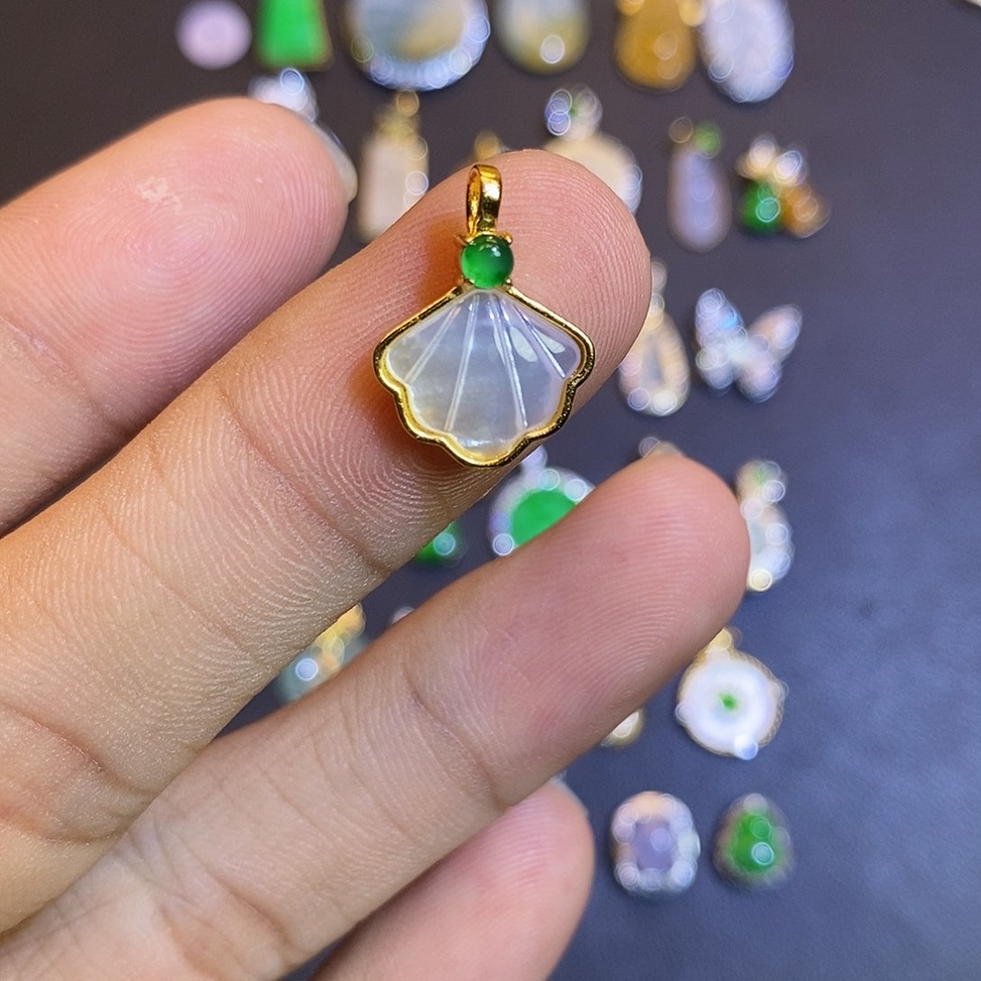 吊坠(不含链)银S925镶嵌翡翠