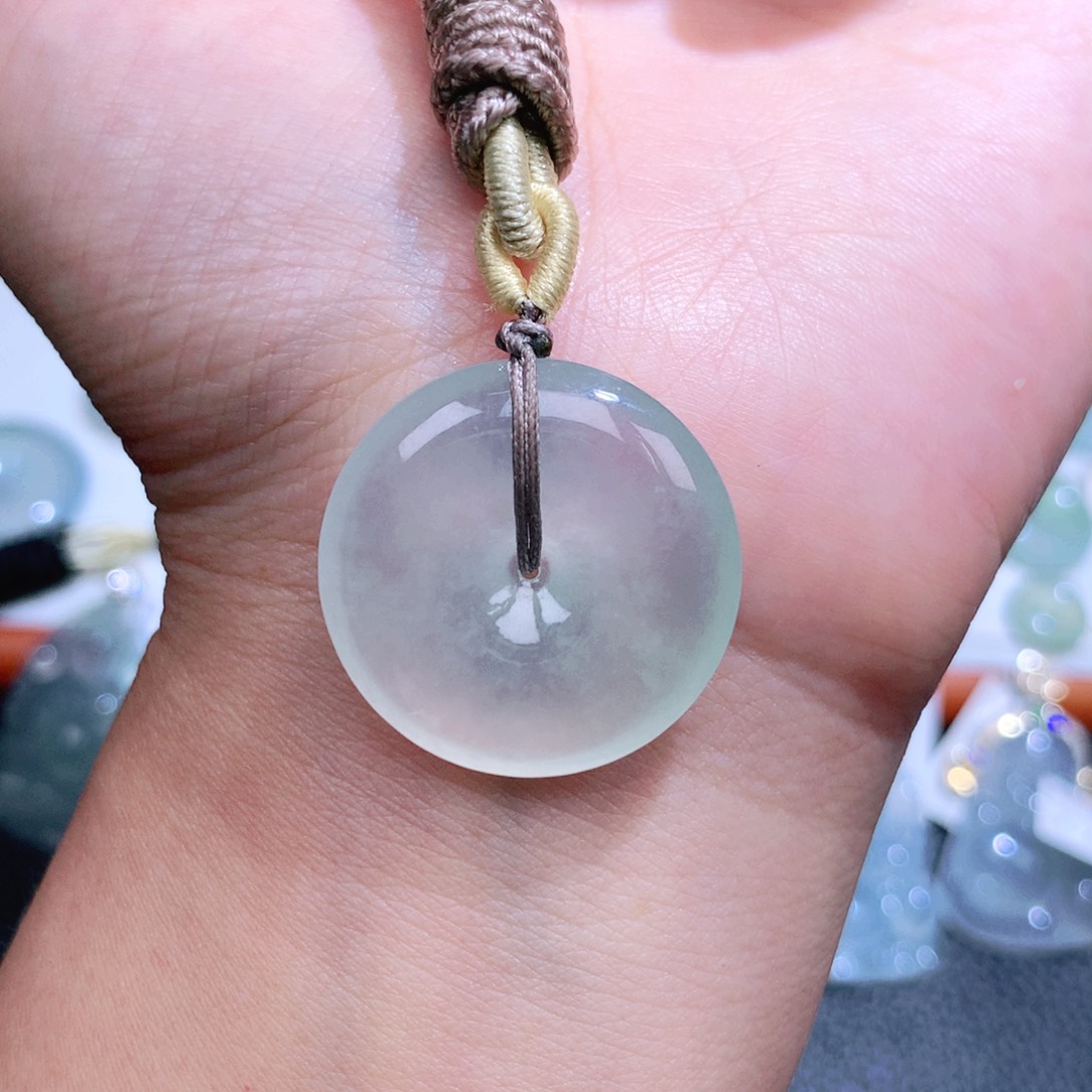 翡翠未镶嵌颈饰扣子